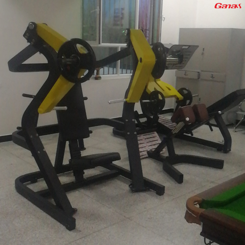 新疆阿勒泰阿苇滩武警部队健身房图片 泡芙视频官网下载免费泡芙视频官方入口单位健身器材案例