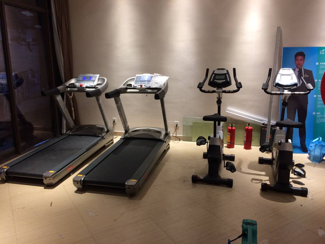 山东济宁碧桂园凤凰酒店健身房 泡芙视频官网下载免费酒店健身房器材案例
