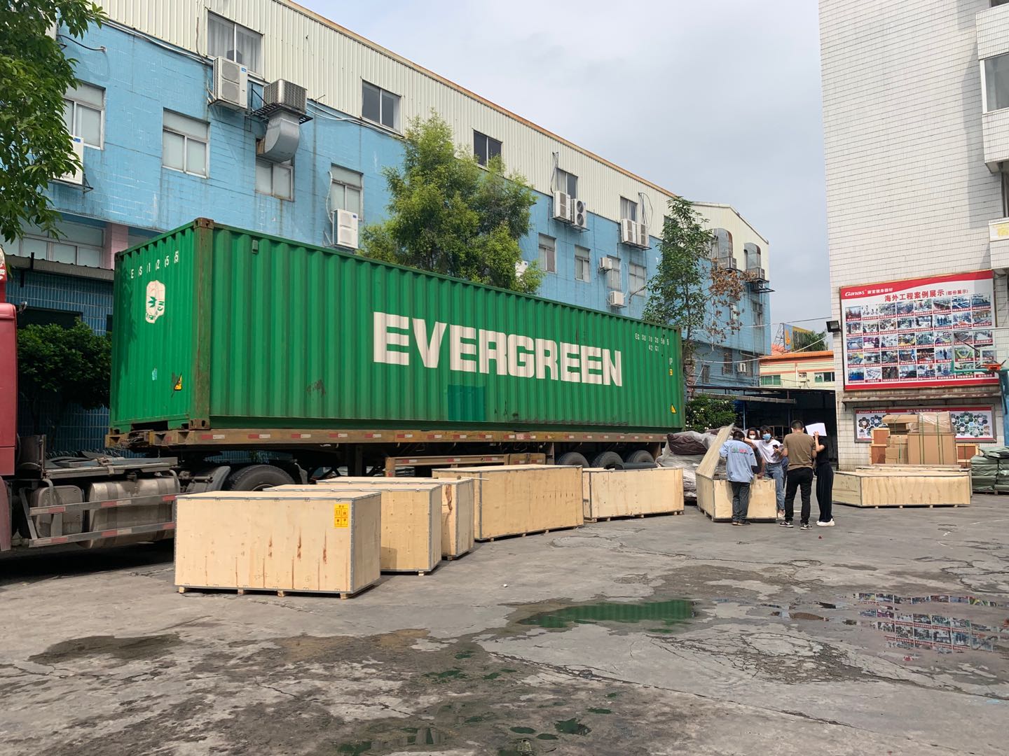 斗酷暑、战高温，发货与时间赛跑！ 